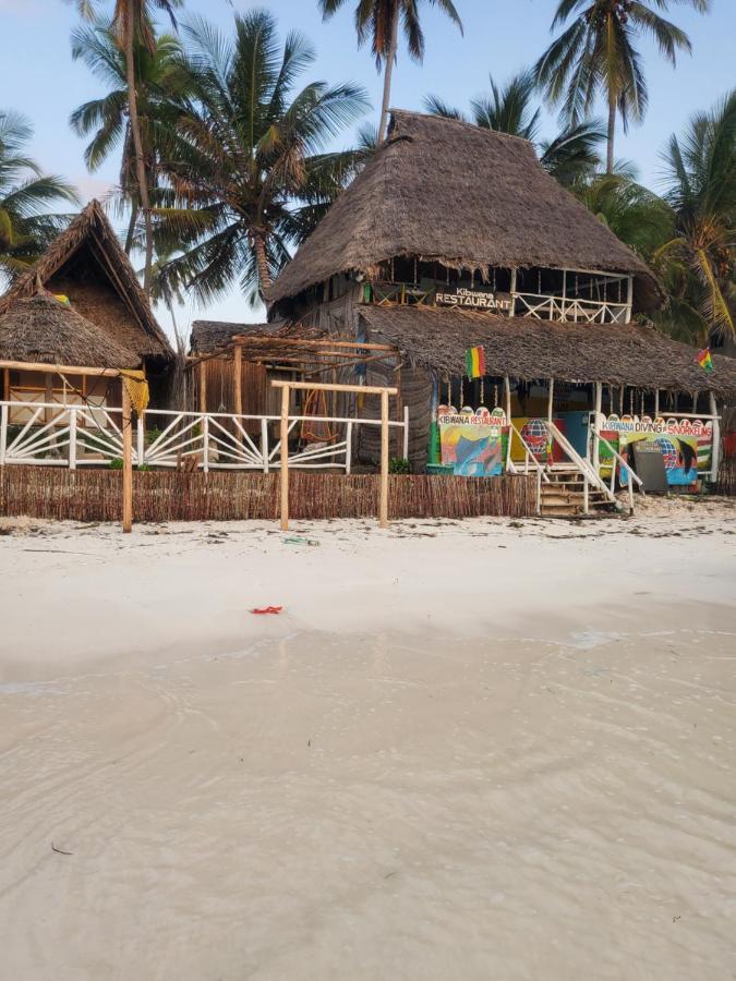 Hôtel capsule Kibwana Village *
